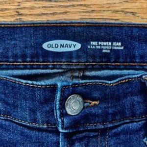 OLD NAVY Frayed-hem jeans